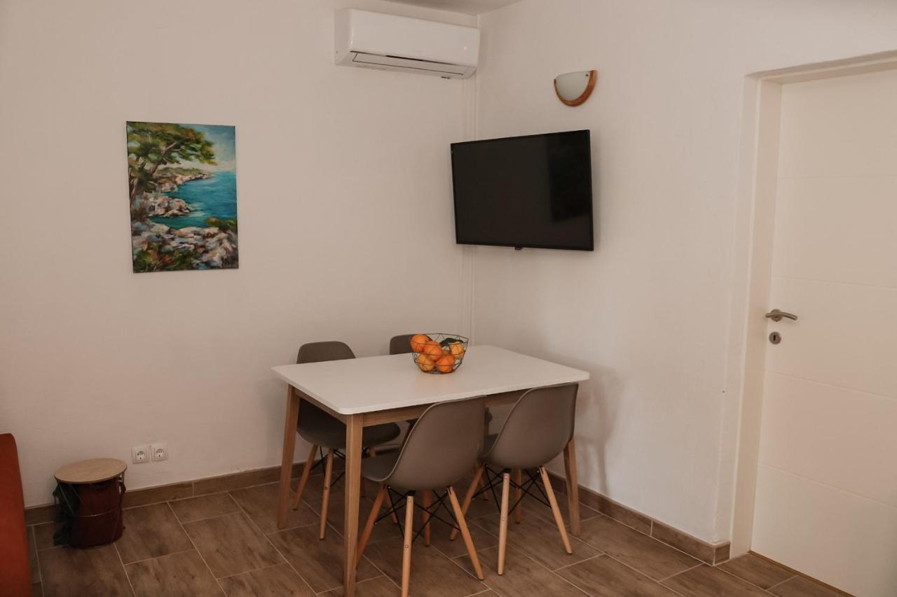 Apartments Prce オレビック エクステリア 写真