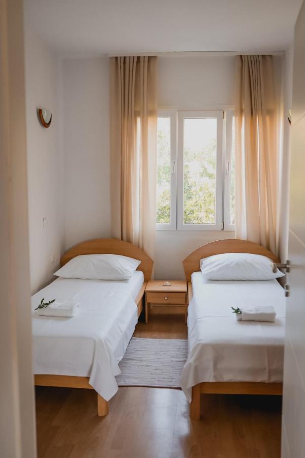 Apartments Prce オレビック エクステリア 写真