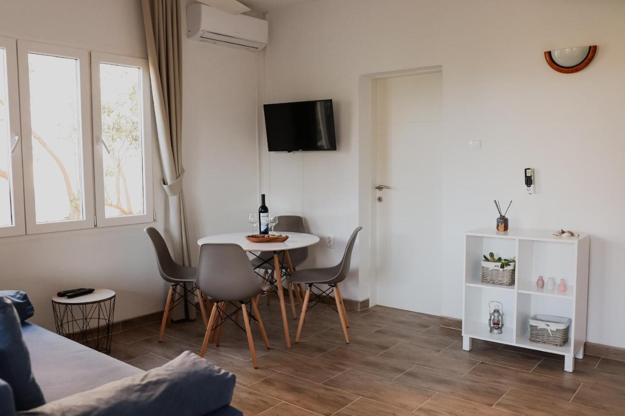 Apartments Prce オレビック エクステリア 写真